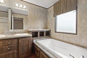 Shult The Laredo9 300x200 Shult The Laredo9 300x200