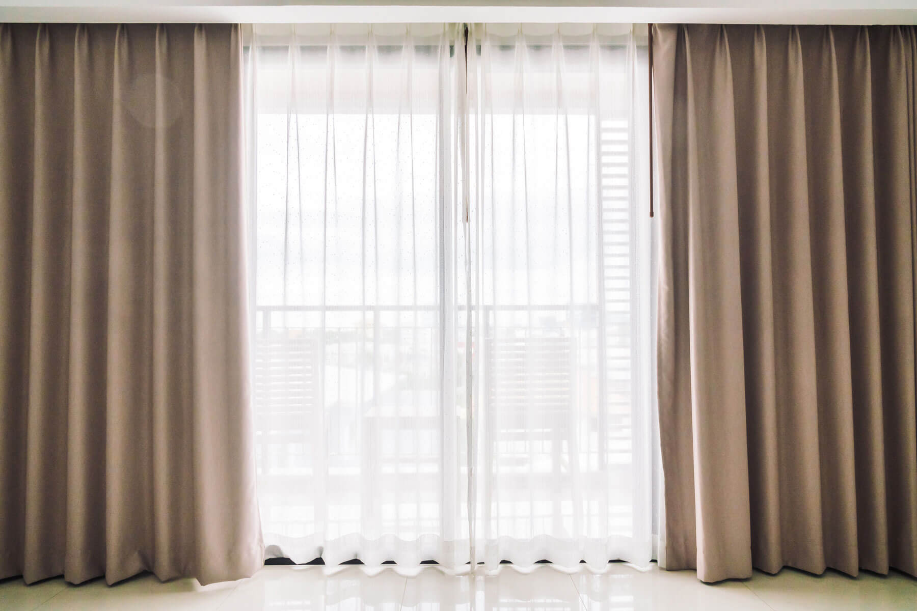Window drapes